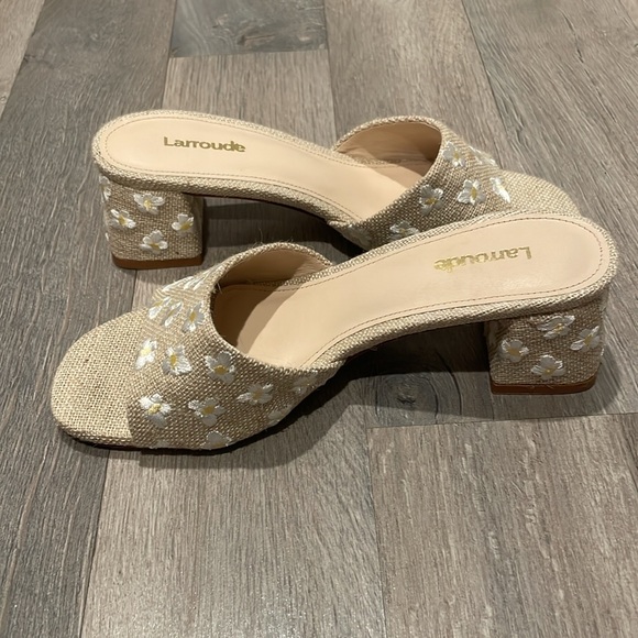 Larroude Brigitte Mule In Raw Linen Sandals - Picture 11 of 14